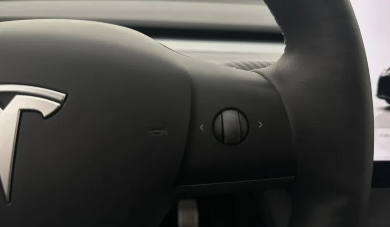 
								2023 Tesla Model Y Autopilot Performance AWD 534 hp Towbar full									
