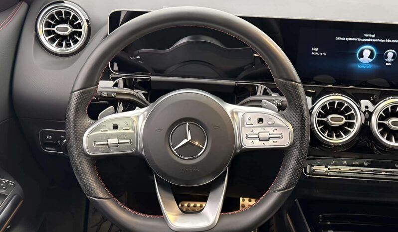 
								2020 Mercedes-Benz GLA 250 AMG 4Matic Pano Wide  224hp Burmest Camera full									