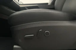 
										2022 Tesla Model Y Performance AWD 534 hp Towbar Autopilot full									