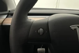 
										2022 Tesla Model Y Performance AWD 534 hp Towbar Autopilot full									