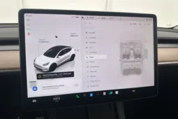 
										2022 Tesla Model Y Performance AWD 534 hp Towbar Autopilot full									