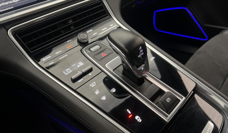 
								2019 Porsche Panamera GTS Sport Turismo PASM 460hp Chrono Pano full									