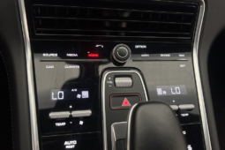 
										2019 Porsche Panamera GTS Sport Turismo PASM 460hp Chrono Pano full									