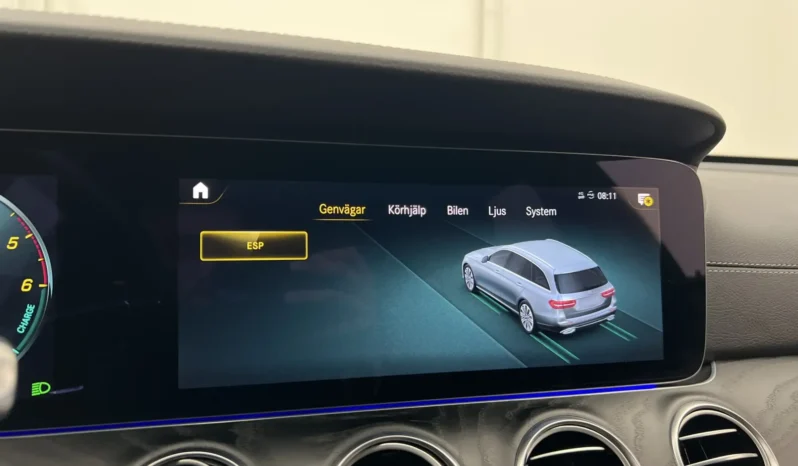 
								2021 Mercedes-Benz E300 T de AMG Line 4Matic 306hp Camera Aux Heater full									