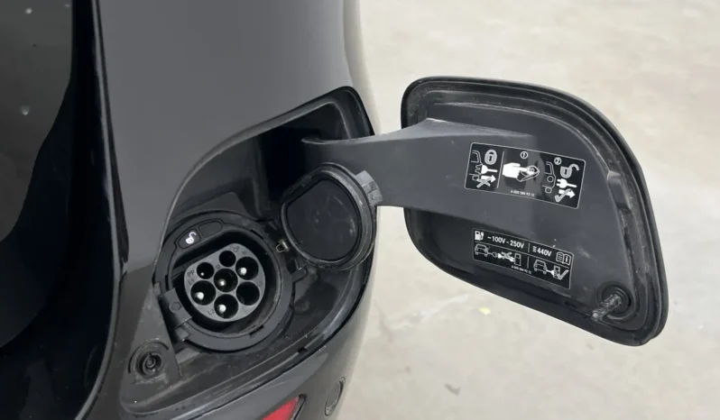 
								2021 Mercedes-Benz E300 T de AMG Line 4Matic 306hp Camera Aux Heater full									