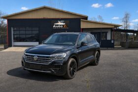 2019 Volkswagen Touareg 3.0 V6 TDI R-Line 4Motion Suzuka NightVision HeadUp