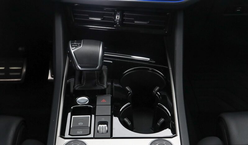 
								2019 Volkswagen Touareg 3.0 V6 TDI R-Line 4Motion Suzuka NightVision HeadUp full									