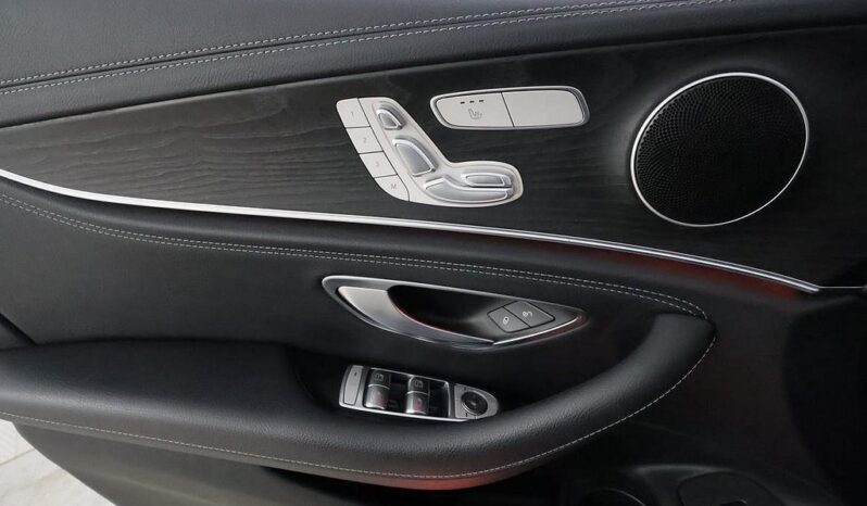 
								2022 Mercedes-Benz E300 de AMG Night Premium Leather AuxHeater full									