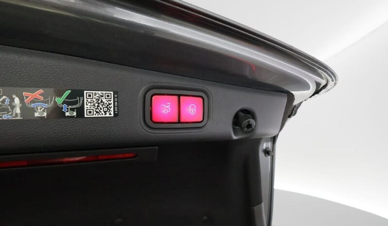 
								2022 Mercedes-Benz E300 de AMG Night Premium Leather AuxHeater full									