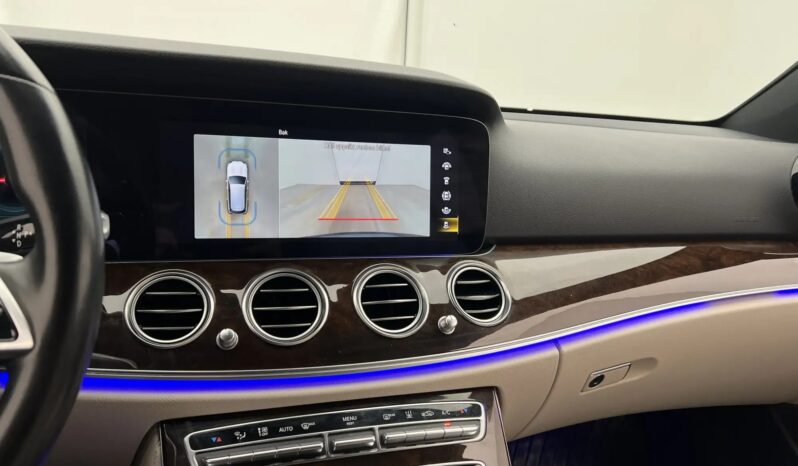 
								2021 Mercedes-Benz E 220 Td 4Matic AMG 194hp Burmester 360° Electric seats full									